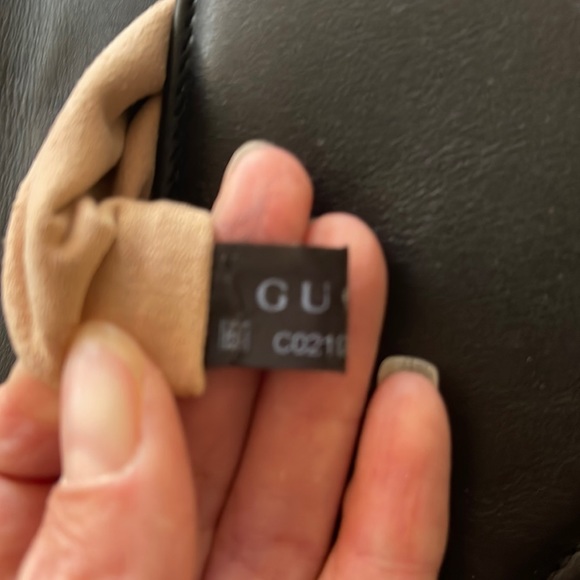 Sold on another site Gucci Marmont Matelasse medium black bag/crossbody - Picture 15 of 15